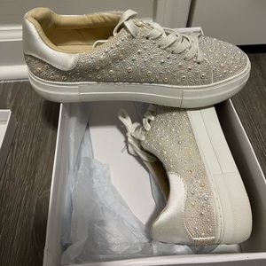 Betsey Johnson Sidny Sneaker